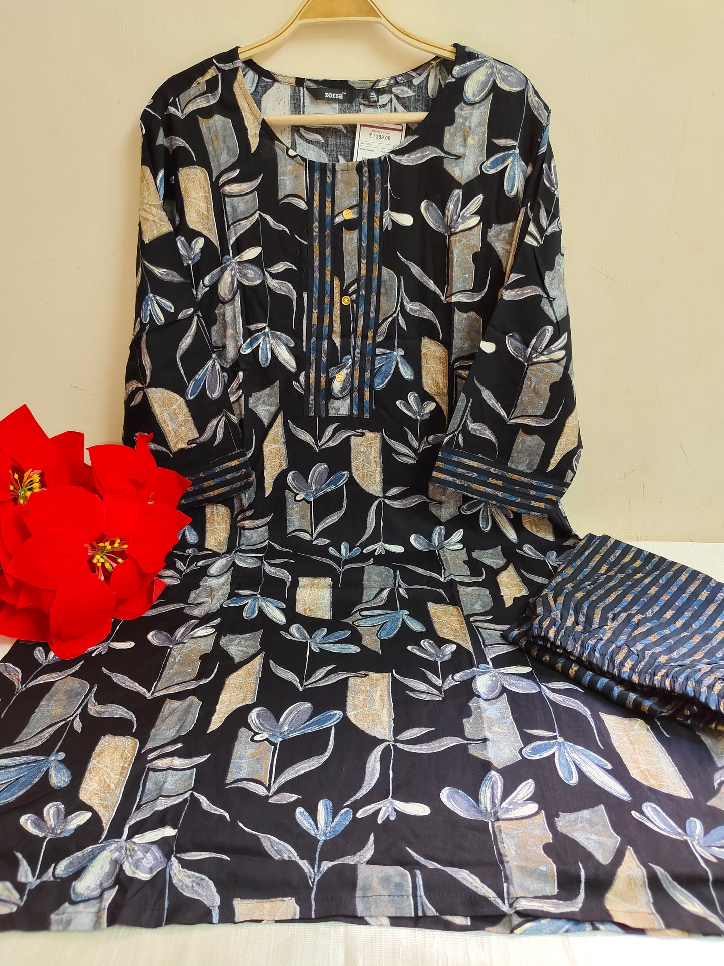 Black Floral Printed Rayon Kurti - 2 Piece Leaf Print Set | Mayura