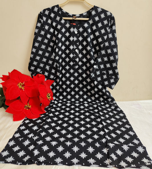 Black & White Snowflake Star Print Rayon Straight Kurti | Round Neck Button Placket | Ethnic Wear for Women | Mayura