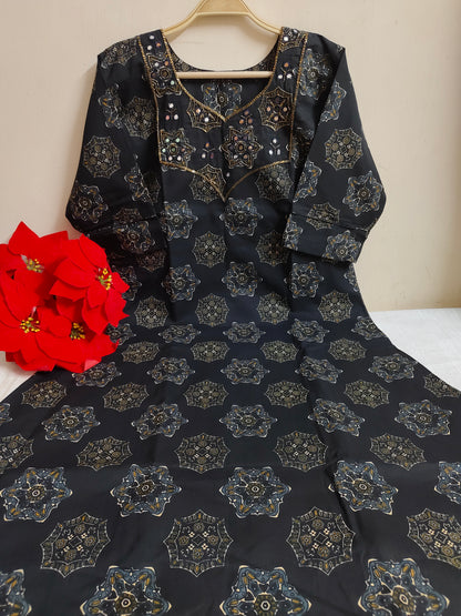 Black Geometric Medallion Print Cotton Kurti | Mayura