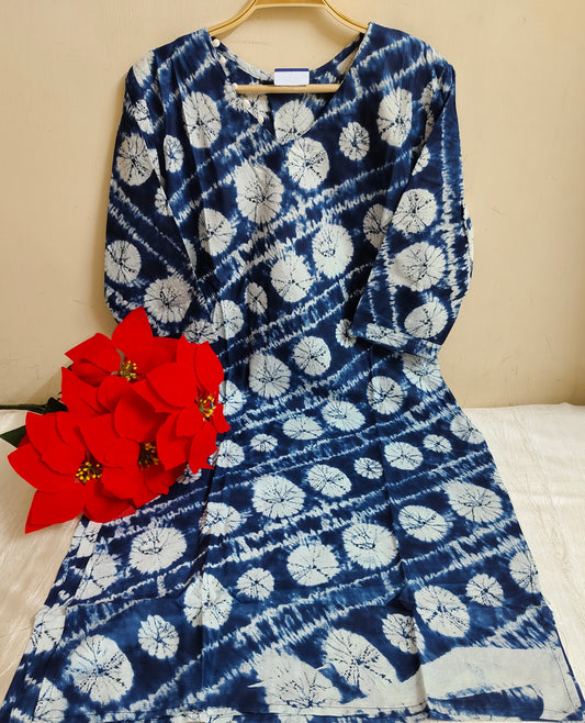 Navy Blue Shibori Bandhani Print Kalamkari Cotton Straight Kurti | Mayura